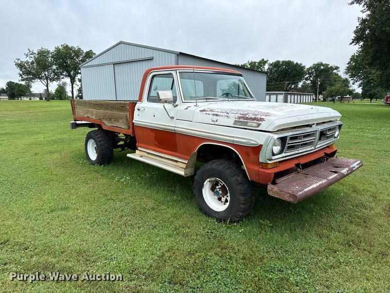 image for item EX1995 1975 Ford F250 flatbed pickup truck