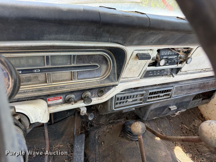 image for item EX1995 1975 Ford F250 flatbed pickup truck