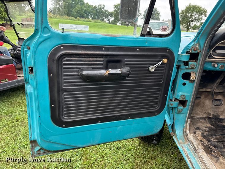 image for item EX1996 1970 Ford F250 pickup truck