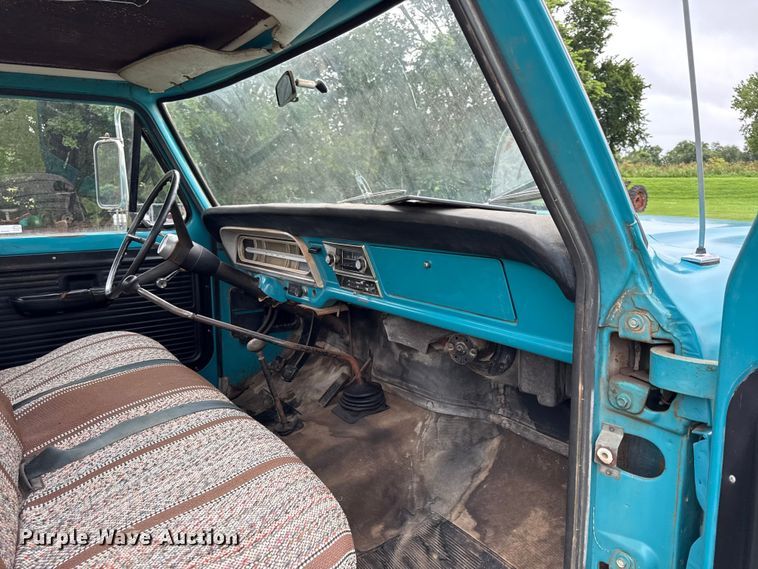 image for item EX1996 1970 Ford F250 pickup truck