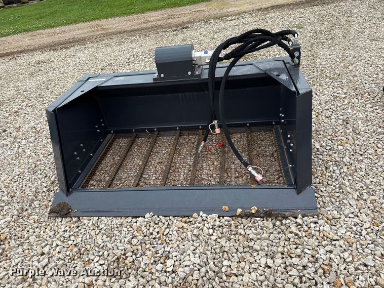 image for item EX2000 2025 LandHonor HSB-12-72W skid steer screening bucket