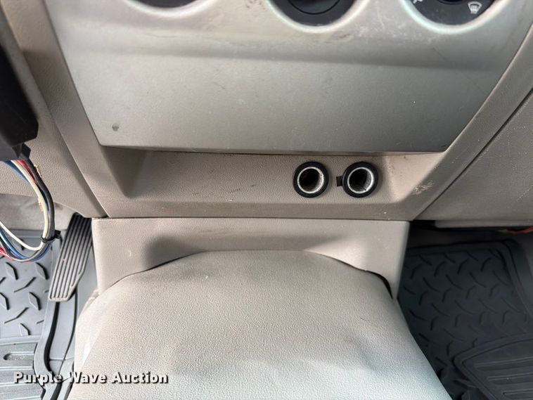 image for item EX2506 2007 Chevrolet Colorado pickup truck