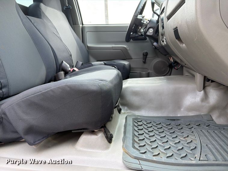 image for item EX2506 2007 Chevrolet Colorado pickup truck