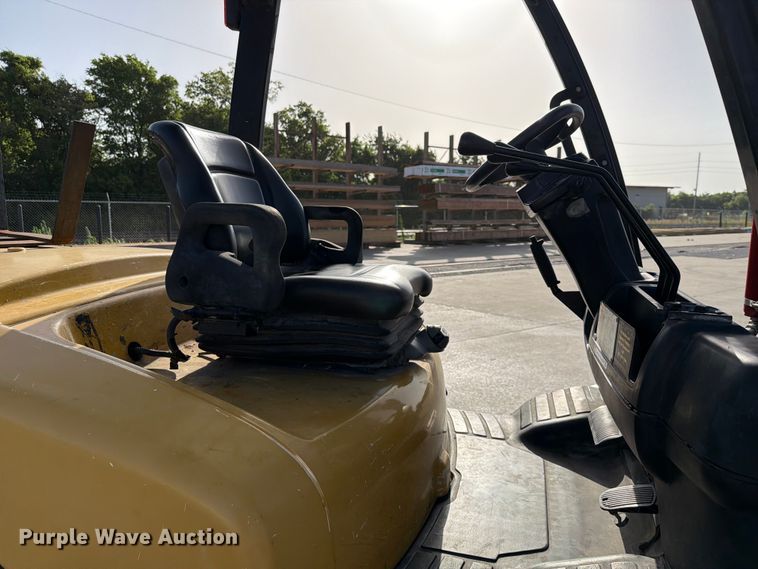 image for item EX2520 2021 Yale Veracitor 110VX forklift