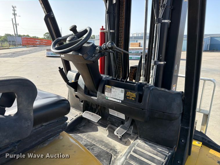image for item EX2520 2021 Yale Veracitor 110VX forklift