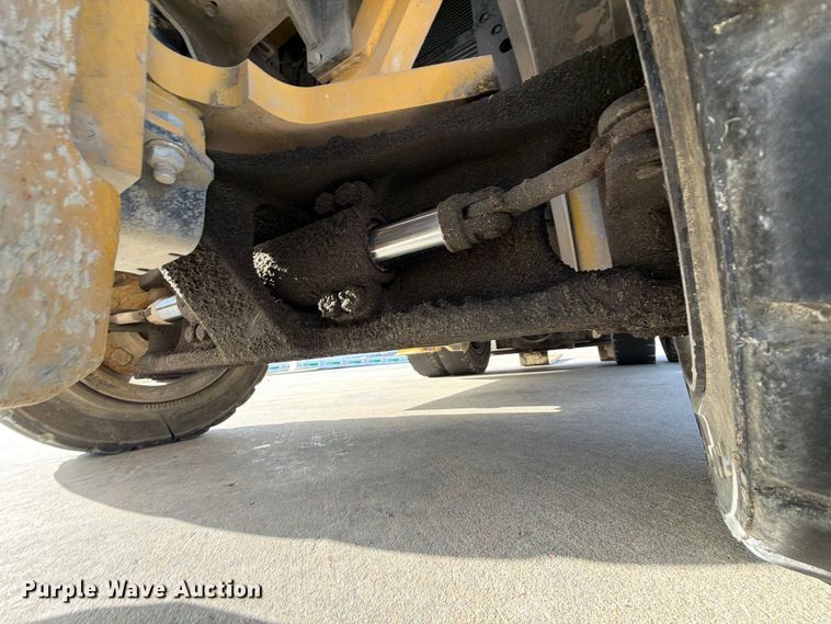 image for item EX2520 2021 Yale Veracitor 110VX forklift