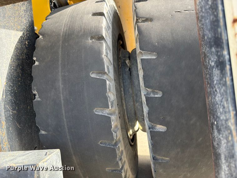 image for item EX2520 2021 Yale Veracitor 110VX forklift