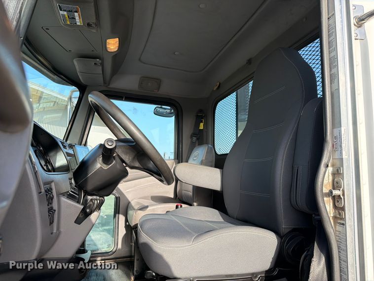 image for item EX2521 2018 Peterbilt 337 flatbed truck