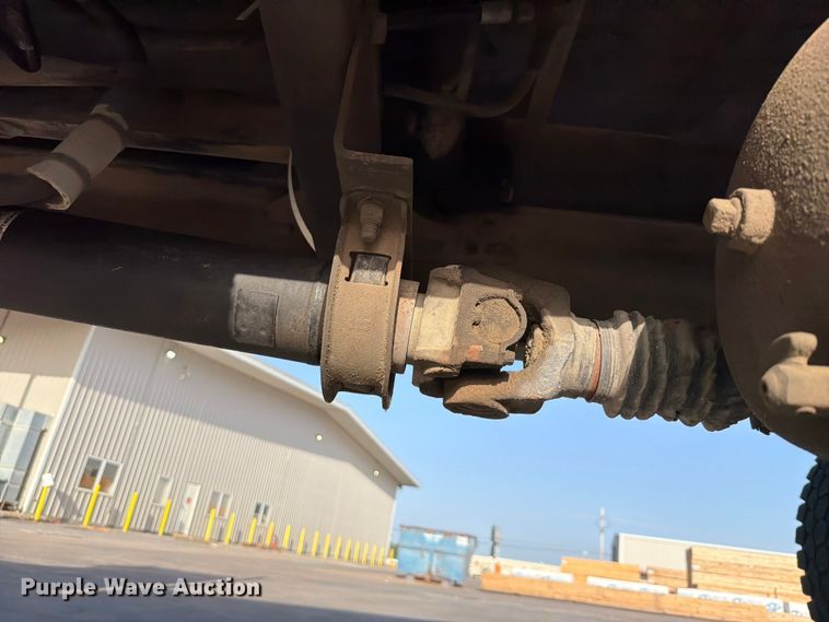 image for item EX2521 2018 Peterbilt 337 flatbed truck