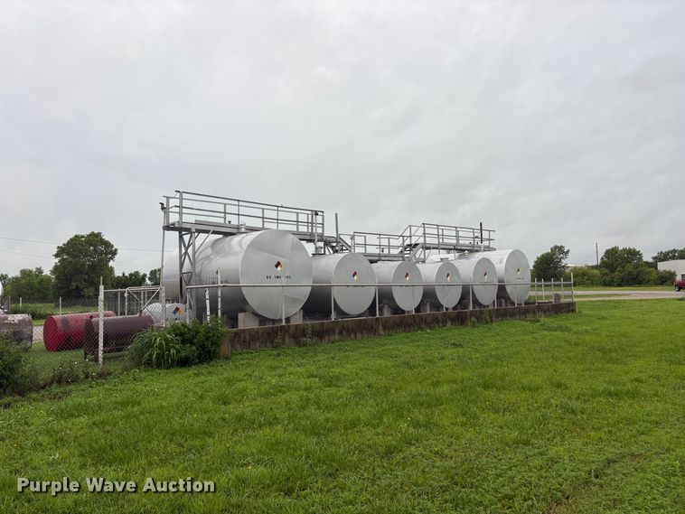 image for item EX4003 (5) tanks