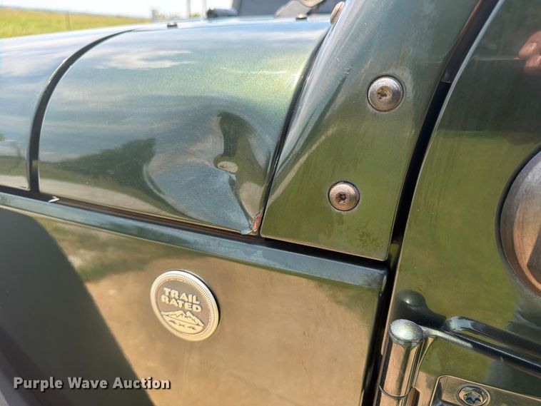 image for item EX4022 2010 Jeep Wrangler Unlimited SUV
