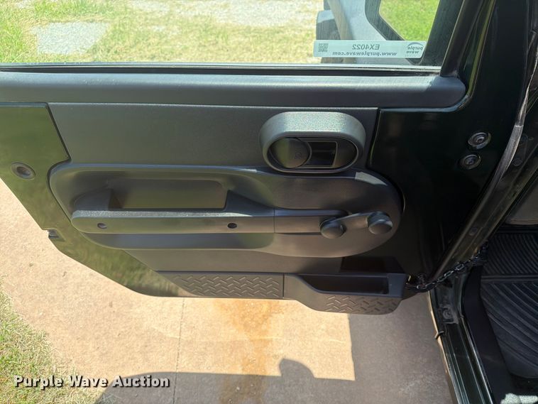 image for item EX4022 2010 Jeep Wrangler Unlimited SUV