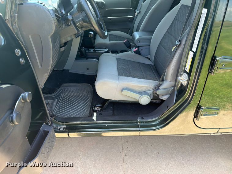 image for item EX4022 2010 Jeep Wrangler Unlimited SUV