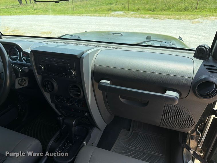 image for item EX4022 2010 Jeep Wrangler Unlimited SUV