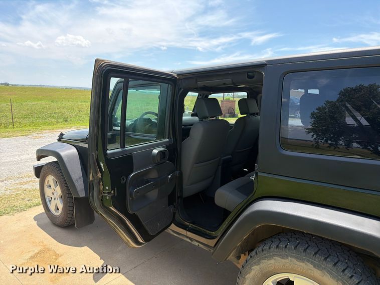 image for item EX4022 2010 Jeep Wrangler Unlimited SUV