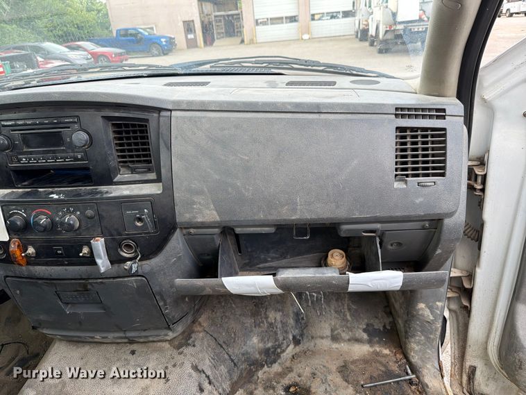 image for item EX4545 2007 Dodge Ram 3500 utility bed pickup truck