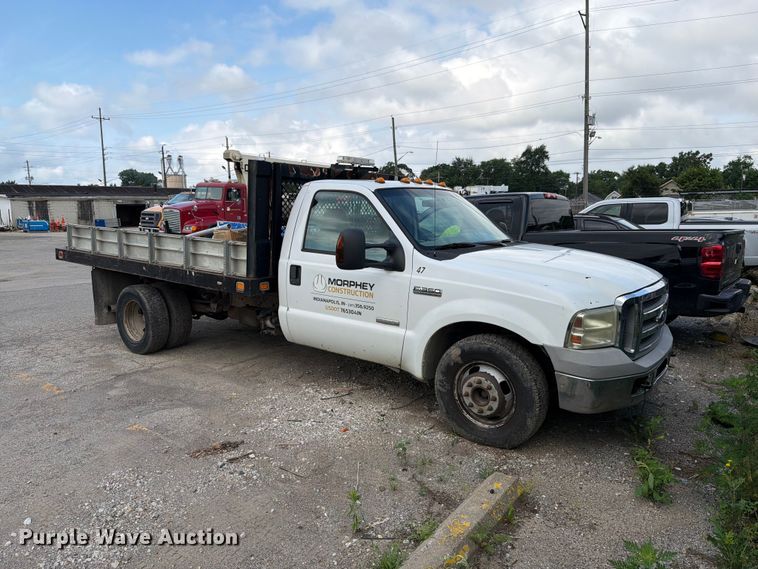 image for item EX4546 2006 Ford F350 Super Duty dump flatbed pickup truck