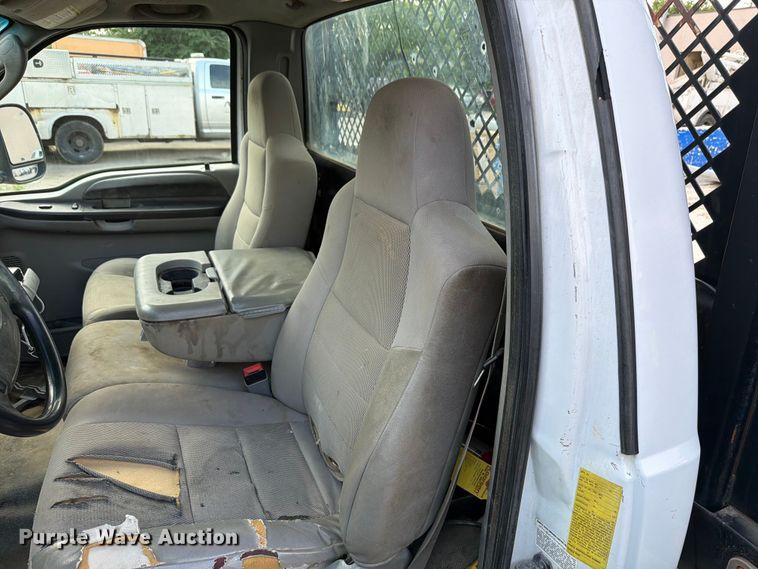 image for item EX4546 2006 Ford F350 Super Duty dump flatbed pickup truck