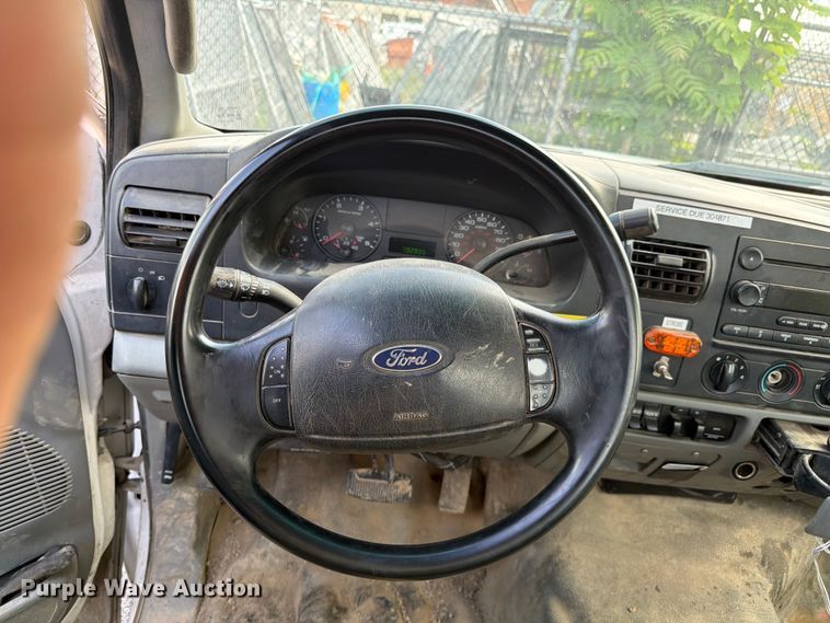 image for item EX4546 2006 Ford F350 Super Duty dump flatbed pickup truck