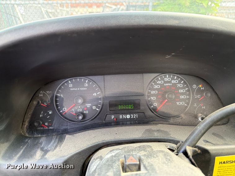 image for item EX4546 2006 Ford F350 Super Duty dump flatbed pickup truck