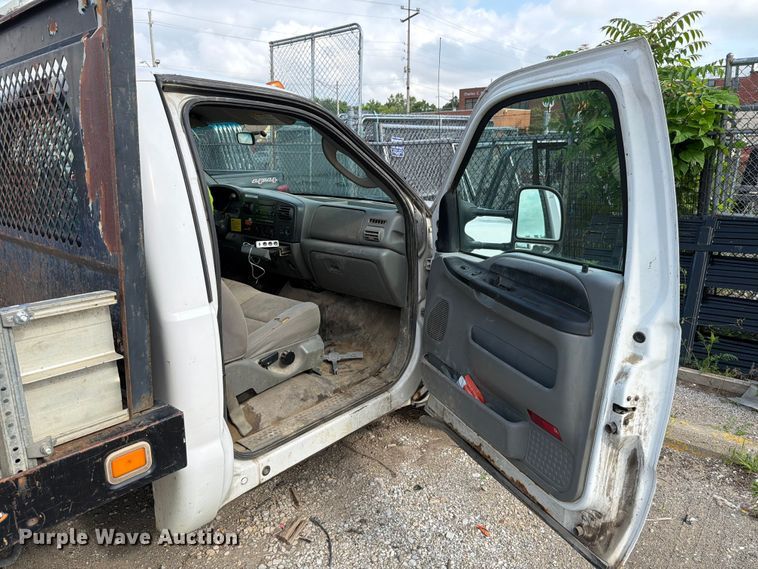 image for item EX4546 2006 Ford F350 Super Duty dump flatbed pickup truck