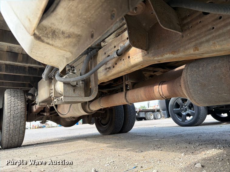 image for item EX4546 2006 Ford F350 Super Duty dump flatbed pickup truck
