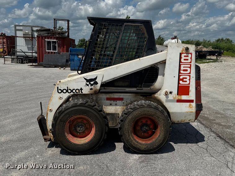 image for item FB5725 1994 Bobcat 853 skid steer loader