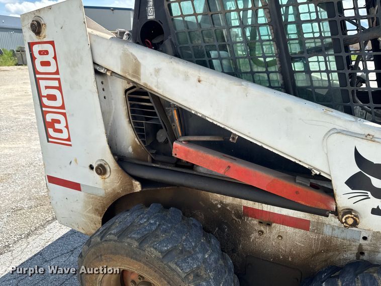 image for item FB5725 1994 Bobcat 853 skid steer loader