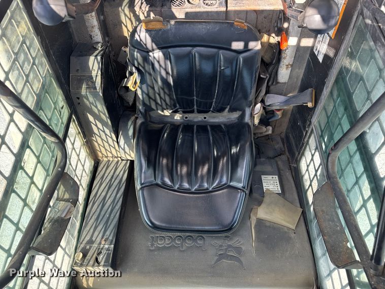 image for item FB5725 1994 Bobcat 853 skid steer loader