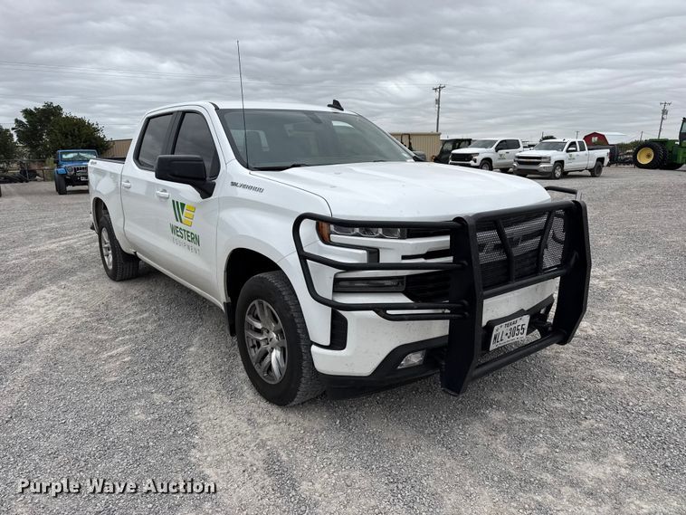 image for item FB6786 2019 Chevrolet Silverado 1500 Crew Cab pickup truck