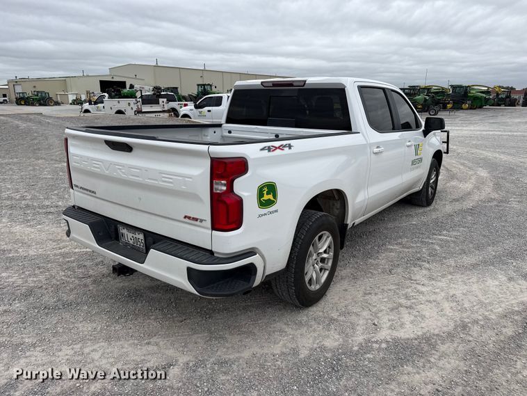 image for item FB6786 2019 Chevrolet Silverado 1500 Crew Cab pickup truck