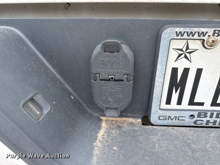 image for item FB6786 2019 Chevrolet Silverado 1500 Crew Cab pickup truck