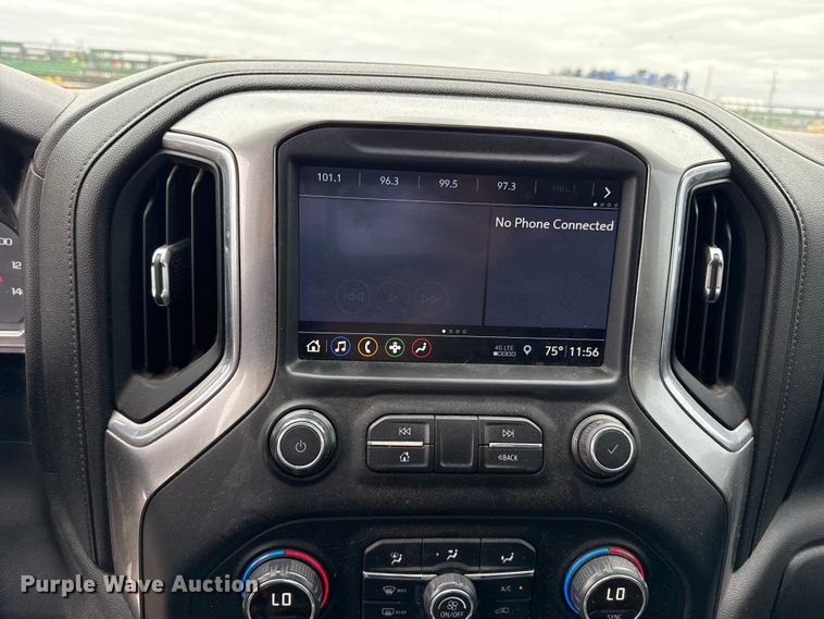 image for item FB6786 2019 Chevrolet Silverado 1500 Crew Cab pickup truck