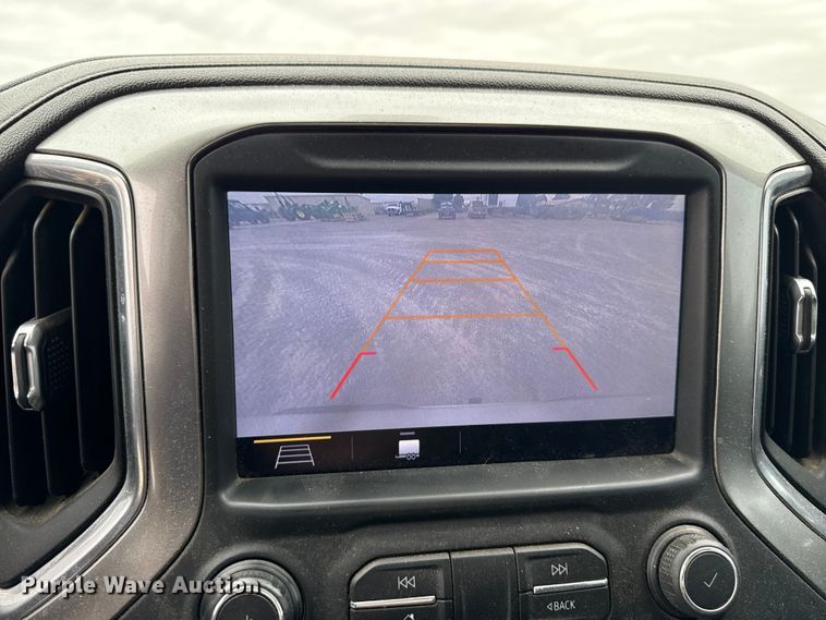image for item FB6786 2019 Chevrolet Silverado 1500 Crew Cab pickup truck