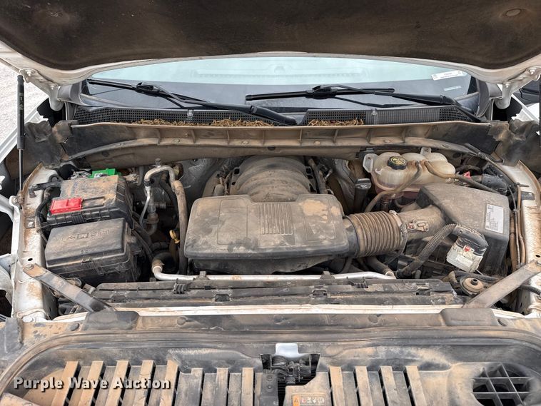 image for item FB6786 2019 Chevrolet Silverado 1500 Crew Cab pickup truck