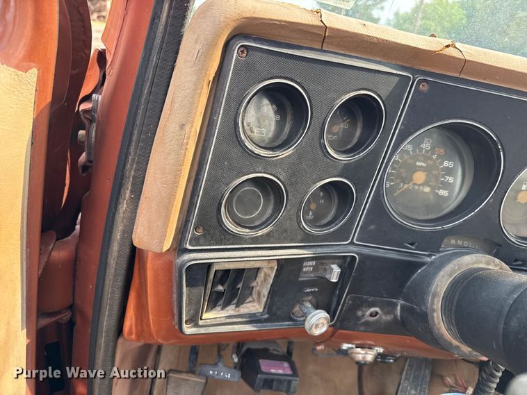image for item FB6856 1980 GMC Sierra Grande 25 pickup truck