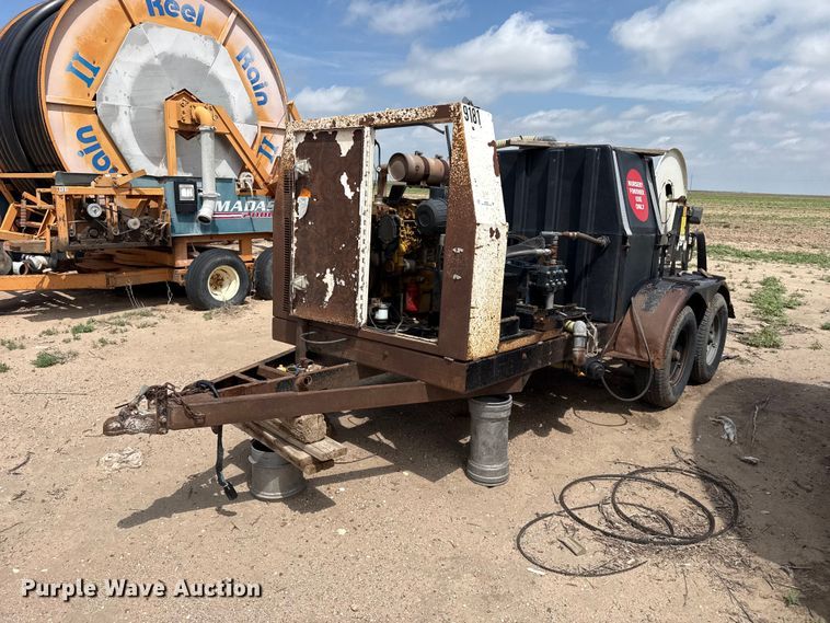 image for item FB6885 Sewer jetter trailer