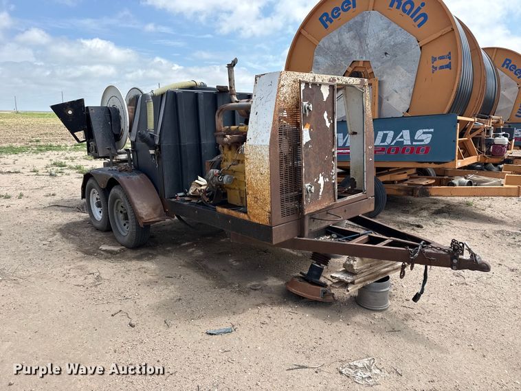 image for item FB6885 Sewer jetter trailer