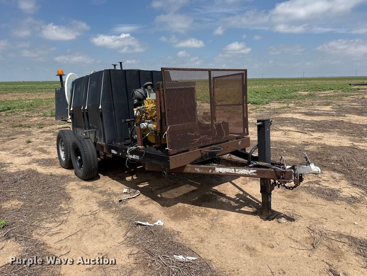 image for item FB6886 Sewer jetter trailer