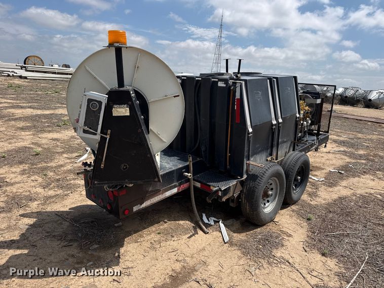 image for item FB6886 Sewer jetter trailer