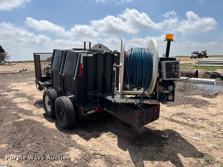 image for item FB6886 Sewer jetter trailer