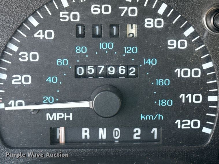 image for item FB6893 1998 Ford Windstar van