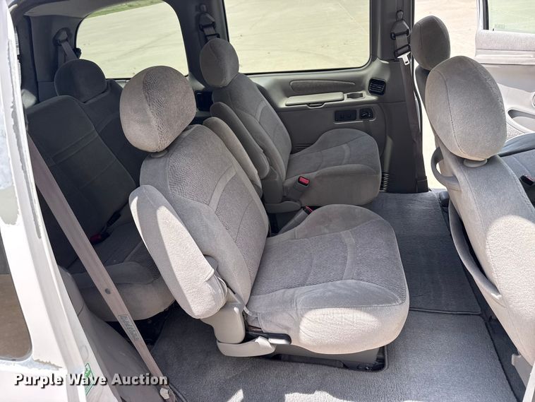 image for item FB6893 1998 Ford Windstar van