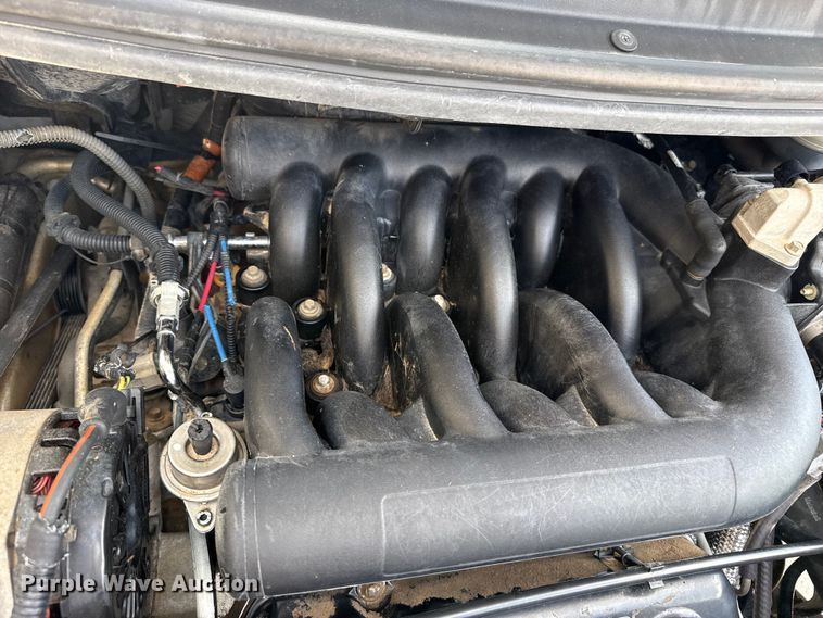 image for item FB6893 1998 Ford Windstar van