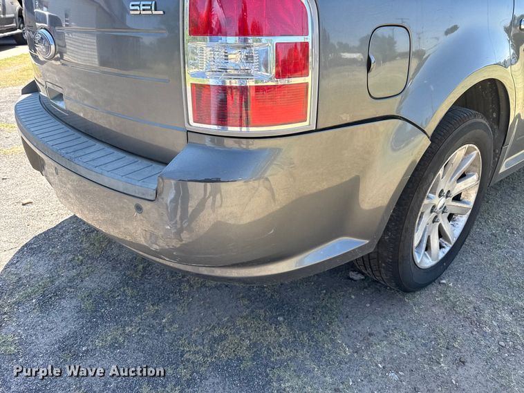 image for item FB6898 2009 Ford Flex SUV