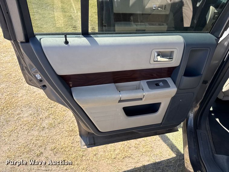 image for item FB6898 2009 Ford Flex SUV