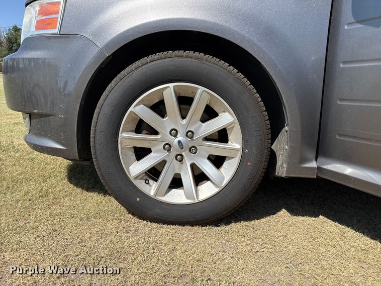 image for item FB6898 2009 Ford Flex SUV