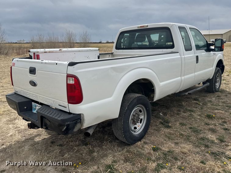 image for item FB7107 2016 Ford F250 Super Duty Ext. Cab pickup truck