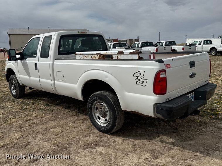 image for item FB7107 2016 Ford F250 Super Duty Ext. Cab pickup truck