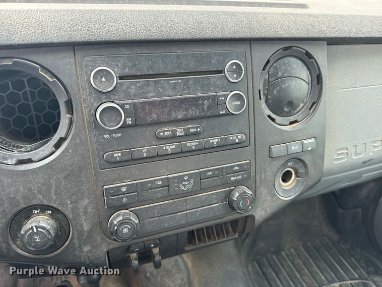 image for item FB7107 2016 Ford F250 Super Duty Ext. Cab pickup truck